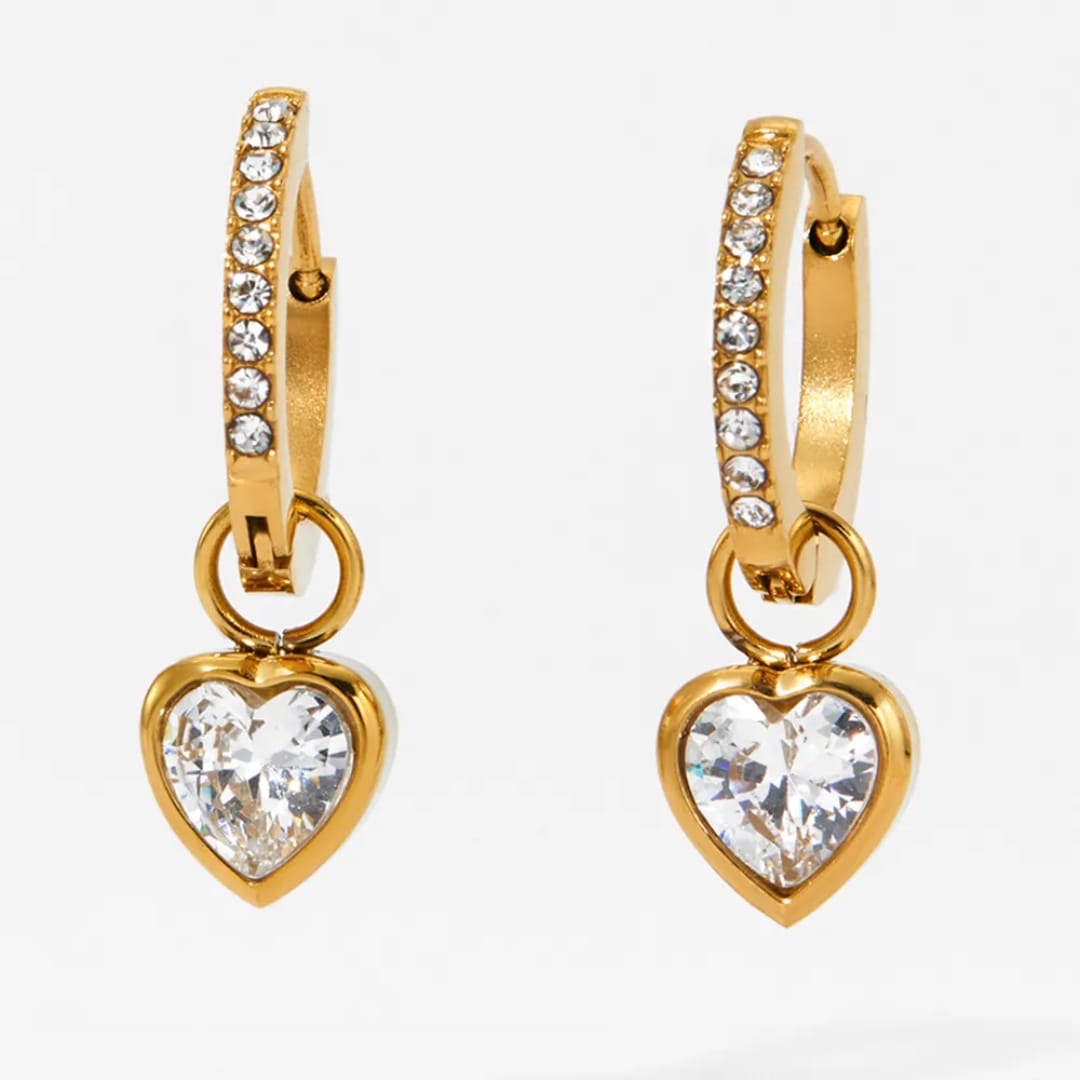 Zircona Heart Studded Huggies