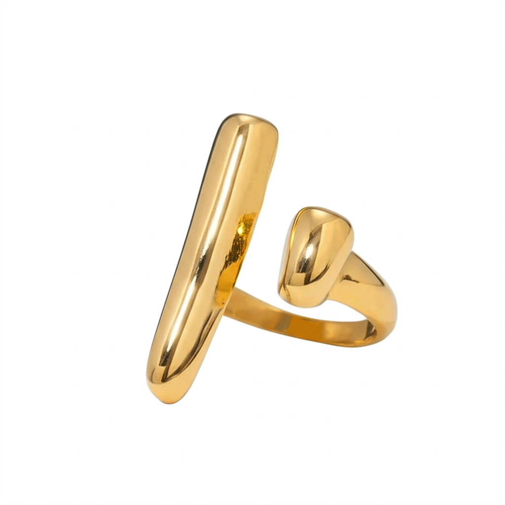 Oui Statement Ring