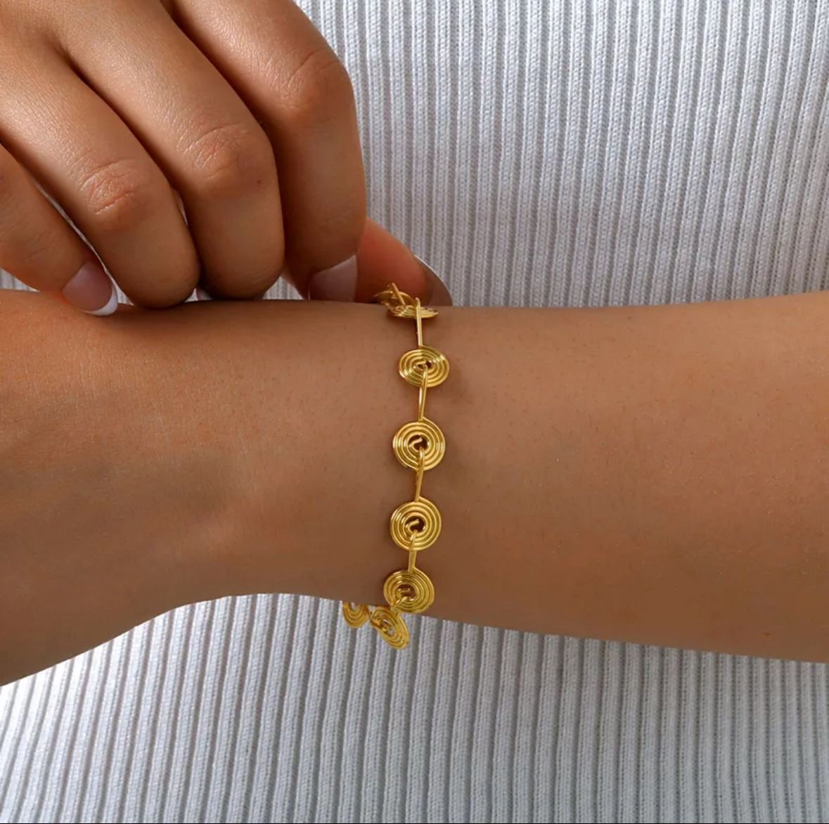 Coiled Love Thin Bracelet