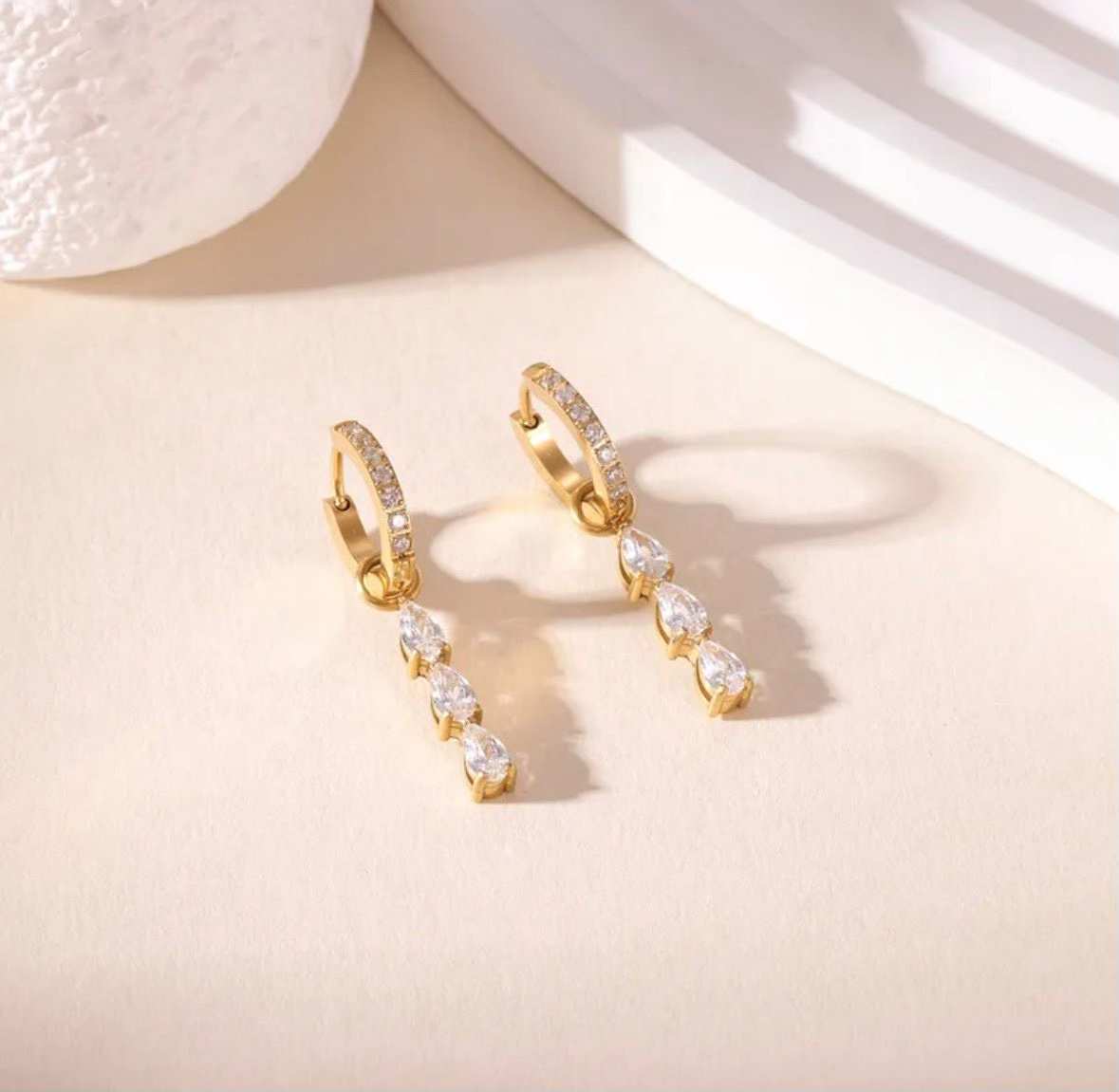 Pretty Droplets Huggies